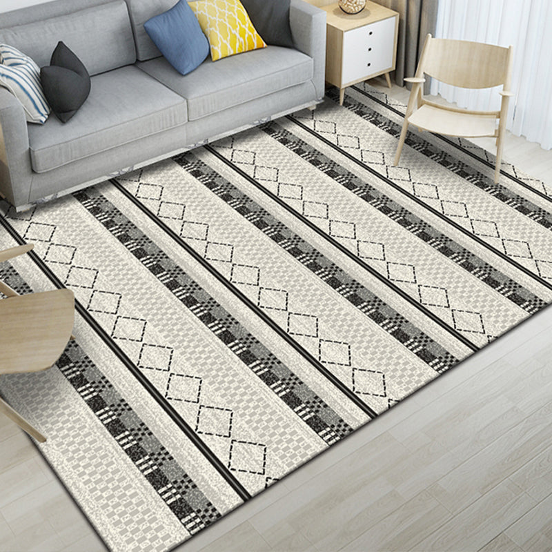Multi Color Simple Rug Polypropylene Geometric Print Indoor Rug Anti-Slip Backing Pet Friendly Area Carpet for Living Room Dark Gray-White 6'7" x 9'2" Clearhalo 'Area Rug' 'Modern' 'Rugs' Rug' 2374658