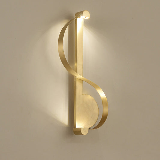 Brass Curve LED Wall Mount Light Minimalistic Metal Wall Sconce Lamp for Living Room Clearhalo 'Cast Iron' 'Glass' 'Industrial' 'Modern wall lights' 'Modern' 'Tiffany' 'Traditional wall lights' 'Wall Lamps & Sconces' 'Wall Lights' Lighting' 2384916