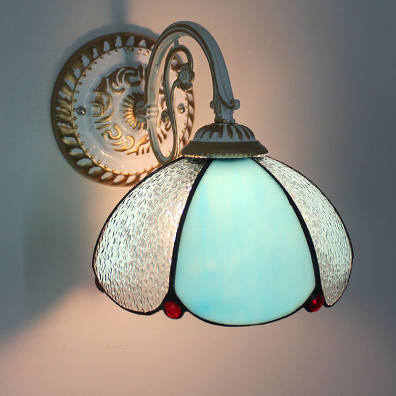 1-Head Scalloped Wall Light Tiffany Style Handcrafted Glass Wall Sconce for Living Room Blue Flower Clearhalo 'Art deco wall lights' 'Cast Iron' 'Glass' 'Industrial' 'Middle century wall lights' 'Modern' 'Tiffany wall lights' 'Tiffany' 'Traditional wall lights' 'Wall Lamps & Sconces' 'Wall Lights' Lighting' 2389024