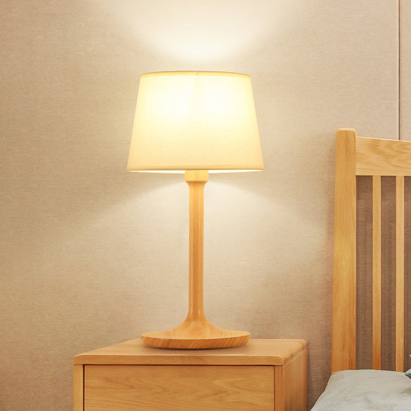 Simplicity Shaded Table Lamp Fabric 1-Light Bedroom Night Light with Wooden Base Wood Tower Clearhalo 'Lamps' 'Table Lamps' Lighting' 2390292