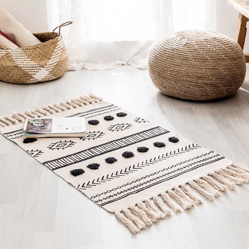 Western Geometric Print Rug Multicolored Jute Area Carpet Pet Friendly Stain-Resistant Indoor Rug with Tassel for Room Light Camel 2' x 2'11" Clearhalo 'Area Rug' 'Rugs' 'Southwestern' Rug' 2392285