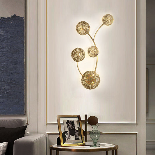 Etched Lotus Leaf Shaped Stairs Sconce Lamp Metal Art Deco Wall Mount Light Fixture in Brass Clearhalo 'Cast Iron' 'Glass' 'Industrial' 'Modern wall lights' 'Modern' 'Tiffany' 'Traditional wall lights' 'Wall Lamps & Sconces' 'Wall Lights' Lighting' 2405675