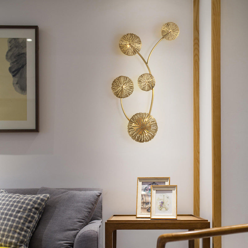 Etched Lotus Leaf Shaped Stairs Sconce Lamp Metal Art Deco Wall Mount Light Fixture in Brass Clearhalo 'Cast Iron' 'Glass' 'Industrial' 'Modern wall lights' 'Modern' 'Tiffany' 'Traditional wall lights' 'Wall Lamps & Sconces' 'Wall Lights' Lighting' 2405677