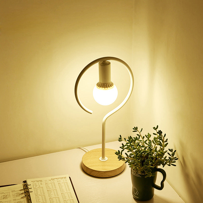 Geometric Frame Metal Table Lamp Industrial Single Bedside Night Light with Round Wooden Base White Round Clearhalo 'Lamps' 'Table Lamps' Lighting' 2409109