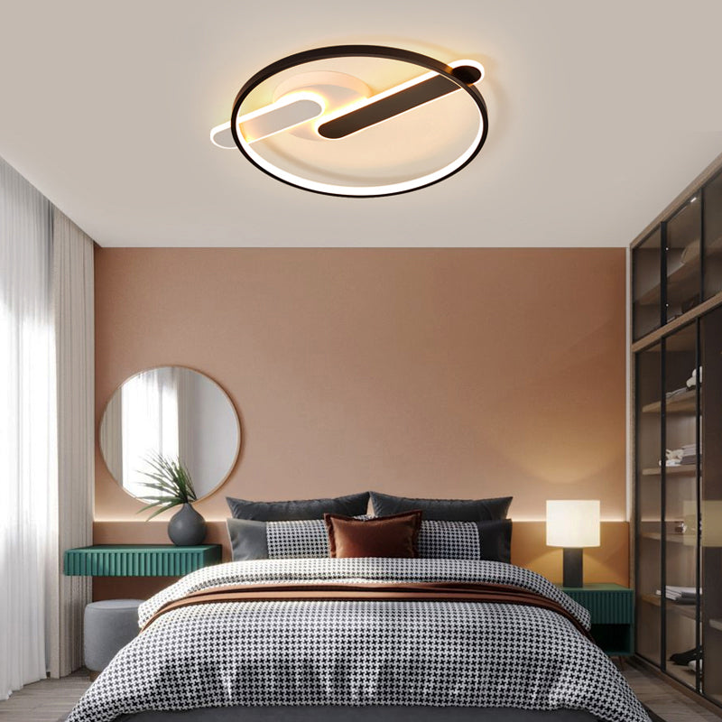 Minimalist Circle Ceiling Flush Mount Acrylic Corridor LED Flush Light Fixture in Black and White Clearhalo 'Ceiling Lights' 'Close To Ceiling Lights' 'Close to ceiling' 'Flush mount' Lighting' 2422900