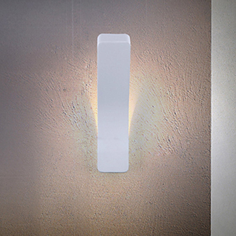 Metallic Bend Wall Mounted Light Simplistic Integrated LED Black/White ...
