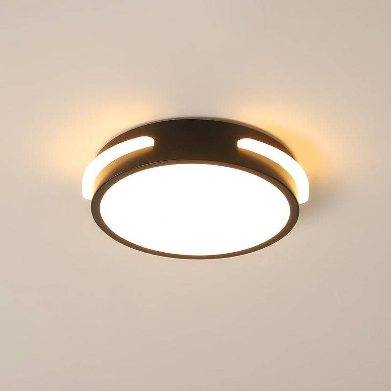 Simple Small Flush Ceiling Light Acrylic Corridor LED Flush Mount Fixture in Black Black Warm Round Clearhalo 'Ceiling Lights' 'Close To Ceiling Lights' 'Close to ceiling' 'Flush mount' Lighting' 2423465