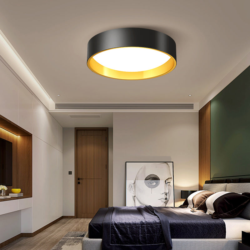 Round Metal Flush Mount Light Simplicity LED Ceiling Fixture with Acrylic Diffuser for Bedroom Clearhalo 'Ceiling Lights' 'Close To Ceiling Lights' 'Close to ceiling' 'Flush mount' Lighting' 2424010