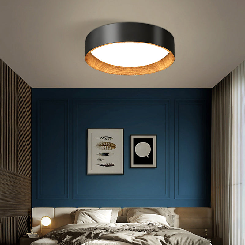 Round Metal Flush Mount Light Simplicity LED Ceiling Fixture with Acrylic Diffuser for Bedroom Clearhalo 'Ceiling Lights' 'Close To Ceiling Lights' 'Close to ceiling' 'Flush mount' Lighting' 2424015