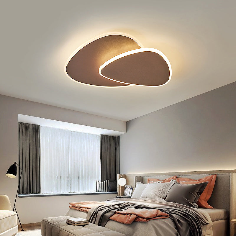 Triangular LED Ceiling Mounted Light Nordic Style Metal Bedroom Flush Light Fixture Clearhalo 'Ceiling Lights' 'Close To Ceiling Lights' 'Close to ceiling' 'Flush mount' Lighting' 2424248
