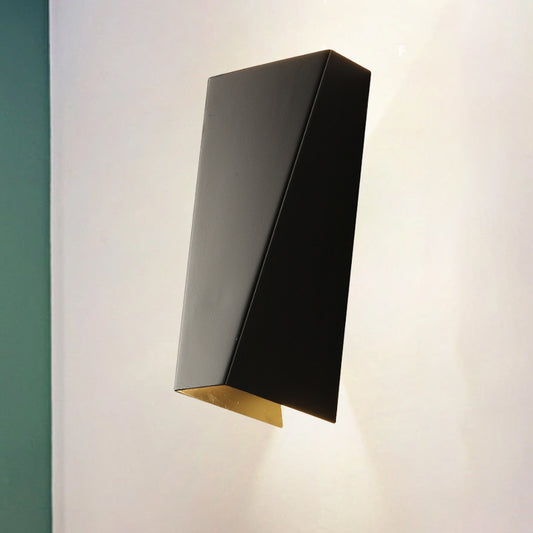 Simplistic Style Trapezoid Wall Washer Light Aluminum Warm/White Lighting LED Bedside Wall Lamp in Black/White Black Clearhalo 'Cast Iron' 'Glass' 'Industrial' 'Modern wall lights' 'Modern' 'Tiffany' 'Traditional wall lights' 'Wall Lamps & Sconces' 'Wall Lights' Lighting' 243952