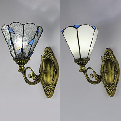 Aged Brass Curved Arm Wall Light with Stained Glass Cone Shade 1 Light Vintage Sconce Light in White/Clear Clearhalo 'Cast Iron' 'Glass' 'Industrial' 'Middle century wall lights' 'Modern' 'Tiffany wall lights' 'Tiffany' 'Traditional wall lights' 'Wall Lamps & Sconces' 'Wall Lights' Lighting' 24428