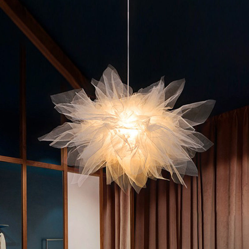 Floral Tulle Hanging Light Fixture Nordic 1-Light White Pendant Lamp for Living Room Clearhalo 'Ceiling Lights' 'Modern Pendants' 'Modern' 'Pendant Lights' 'Pendants' Lighting' 2460638