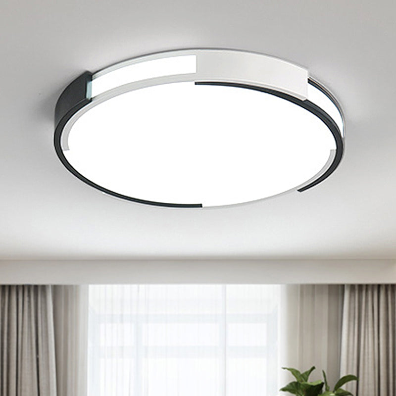 18"/23.5" Wide Drum Flush Mount Lamp Modernist Metal Led Black and White Flush Mount Ceiling Light Fixture with Recessed Diffuser in White/Warm Light Clearhalo 'Ceiling Lights' 'Close To Ceiling Lights' 'Close to ceiling' 'Flush mount' Lighting' 246291