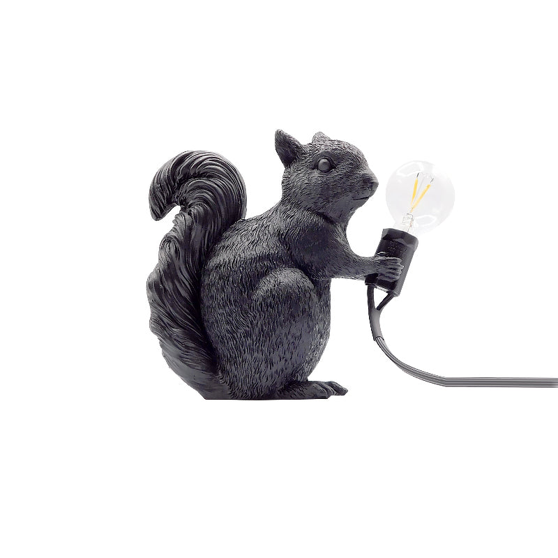 Artistic Squirrel Night Table Light Resin Single-Bulb Childrens Bedside Night Lamp Clearhalo 'Lamps' 'Table Lamps' Lighting' 2478141