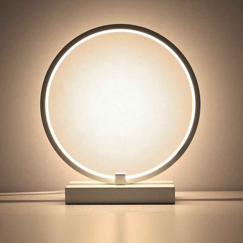 Circular Night Table Lamp Simple Style Acrylic LED Night Light for Bedroom Decor Clearhalo 'Lamps' 'Table Lamps' Lighting' 2478292