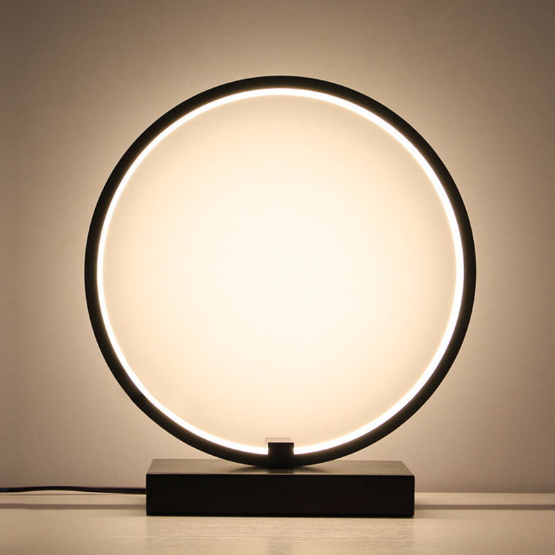 Circular Night Table Lamp Simple Style Acrylic LED Night Light for Bedroom Decor Clearhalo 'Lamps' 'Table Lamps' Lighting' 2478295
