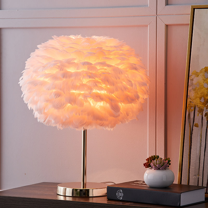 Nordic Style Spherical Nightstand Light Feather 1 Head Living Room Accent Table Lamp Clearhalo 'Lamps' 'Table Lamps' Lighting' 2478592