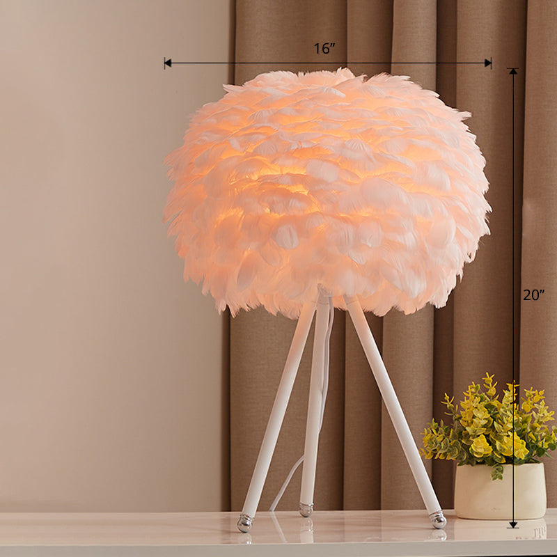 Nordic Style Spherical Nightstand Light Feather 1 Head Living Room Accent Table Lamp Clearhalo 'Lamps' 'Table Lamps' Lighting' 2478607