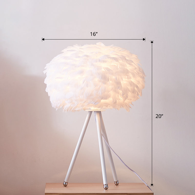 Nordic Style Spherical Nightstand Light Feather 1 Head Living Room Accent Table Lamp Clearhalo 'Lamps' 'Table Lamps' Lighting' 2478610