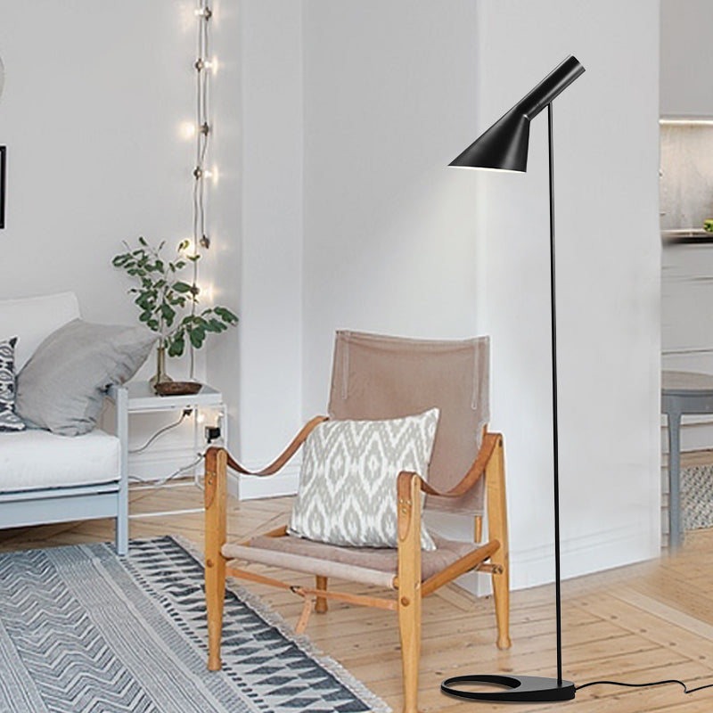 Nordic Funnel Shaped Floor Lamp 1-Bulb Metal Swivelable Standing Light for Living Room Clearhalo 'Floor Lamps' 'Lamps' Lighting' 2478741