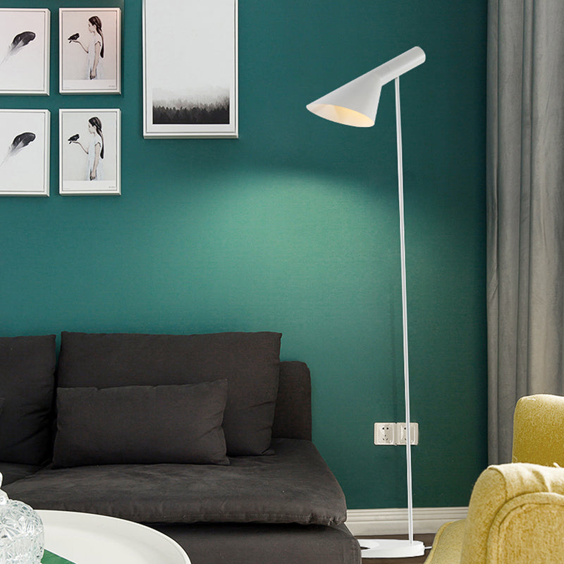 Nordic Funnel Shaped Floor Lamp 1-Bulb Metal Swivelable Standing Light for Living Room Clearhalo 'Floor Lamps' 'Lamps' Lighting' 2478742