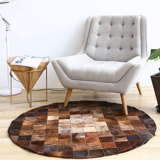 Brown Plaid Patterned Rug Cowhide Scandinavian Area Carpet Non-Slip Backing Pet Friendly Indoor Rug for Decor Clearhalo 'Area Rug' 'Modern' 'Rugs' Rug' 2480809