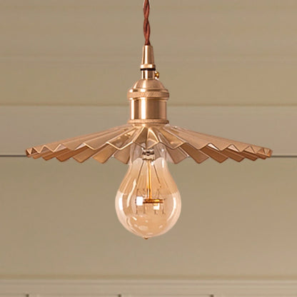 Vintage Industrial Scalloped Hanging Lamp 1 Head Metallic Pendant Light in Brass for Dining Table Brass Clearhalo 'Art Deco Pendants' 'Cast Iron' 'Ceiling Lights' 'Ceramic' 'Crystal' 'Industrial Pendants' 'Industrial' 'Metal' 'Middle Century Pendants' 'Pendant Lights' 'Pendants' 'Tiffany' Lighting' 248686