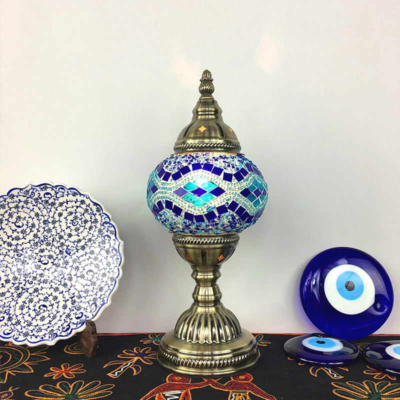 1 Bulb Coffee House Table Light Traditional Aged Brass Desk Lamp with Ball Red/Blue/Lake Blue Glass Shade Clearhalo 'Lamps' 'Table Lamps' Lighting' 248949