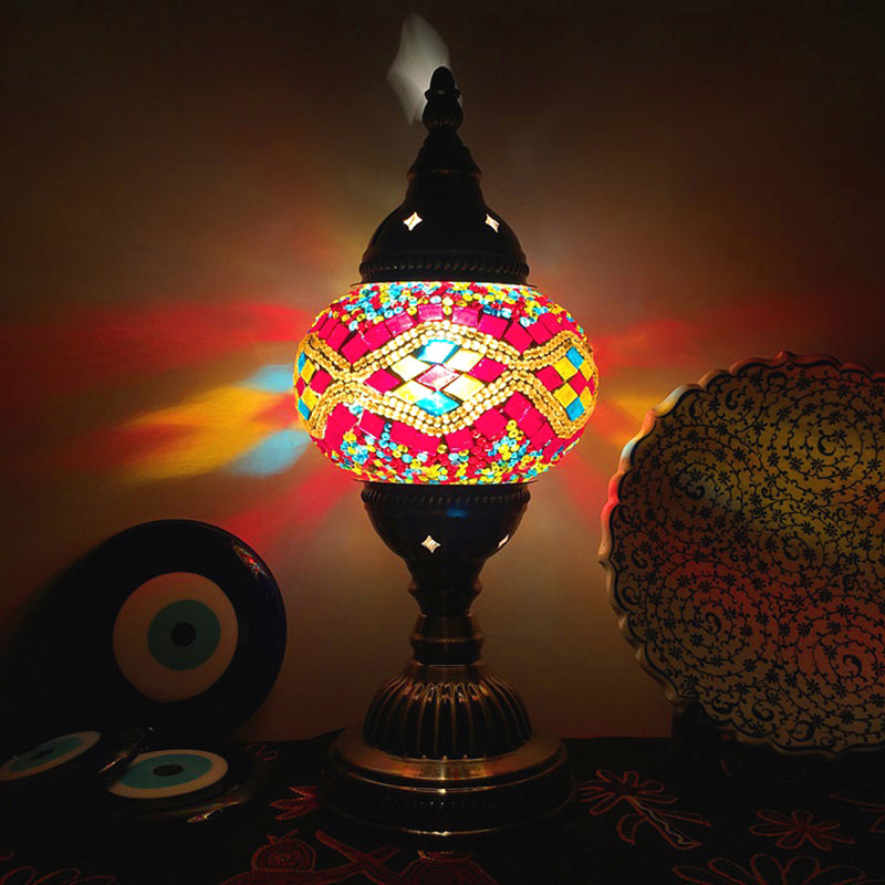 1 Bulb Coffee House Table Light Traditional Aged Brass Desk Lamp with Ball Red/Blue/Lake Blue Glass Shade Red D Clearhalo 'Lamps' 'Table Lamps' Lighting' 248956