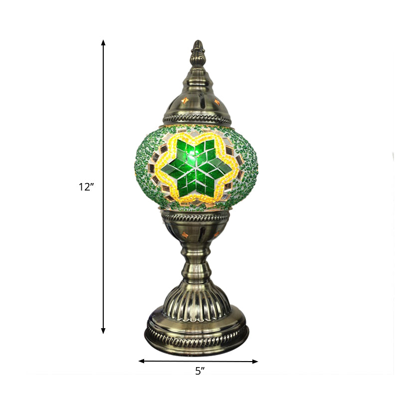 Spherical Table Lamp Traditionary Blue/Green/Fluorescent Yellow Glass 1 Bulb Living Room Task Lighting Clearhalo 'Lamps' 'Table Lamps' Lighting' 249007