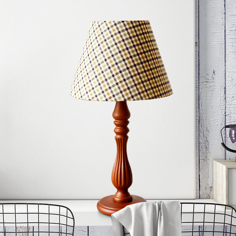 Beige/Tan/Dark Blue Barrel Shape Desk Lamp Traditional Fabric 1 Light Bedroom Reading Light with Wood Base Navy Clearhalo 'Lamps' 'Table Lamps' Lighting' 249967