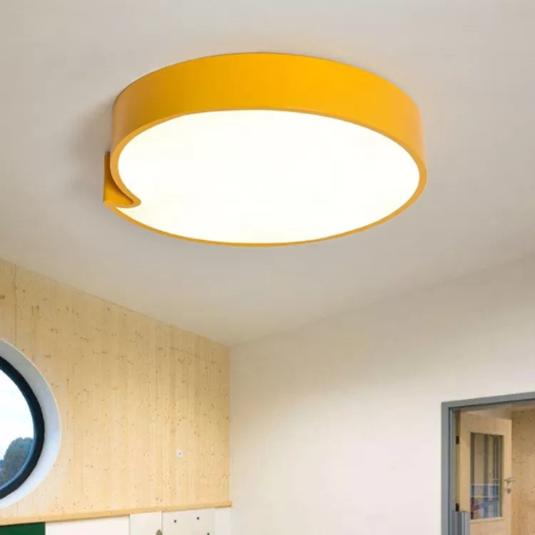 Living Room Round Flush Mount Light Acrylic and Metal Simple Style Ceiling Light Clearhalo 'Ceiling Lights' 'Close To Ceiling Lights' 'Close to ceiling' 'Flush mount' Lighting' 25215