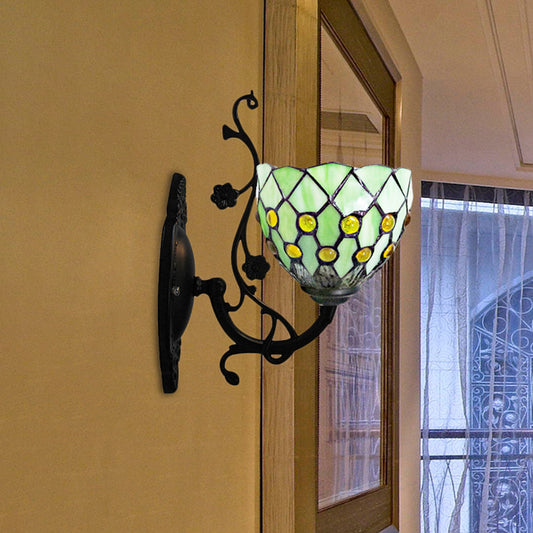 Bowl Wall Mount Light with Bead Decoration 1 Light Stained Glass Mini Wall Lighting Green Clearhalo 'Industrial' 'Middle century wall lights' 'Tiffany wall lights' 'Tiffany' 'Wall Lamps & Sconces' 'Wall Lights' Lighting' 253448