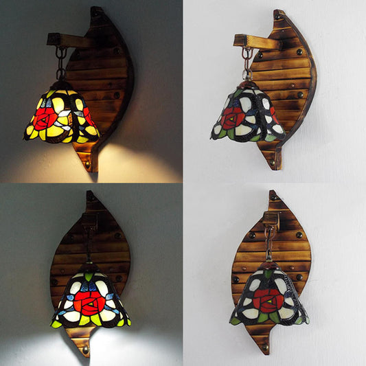Scallop Wall Light Tiffany Stained Glass 1 Light Colorful Wall Mount Fixture in Blue-White/Red/Blue/Purple for Stairway Clearhalo 'Industrial' 'Middle century wall lights' 'Tiffany wall lights' 'Tiffany' 'Wall Lamps & Sconces' 'Wall Lights' Lighting' 25348