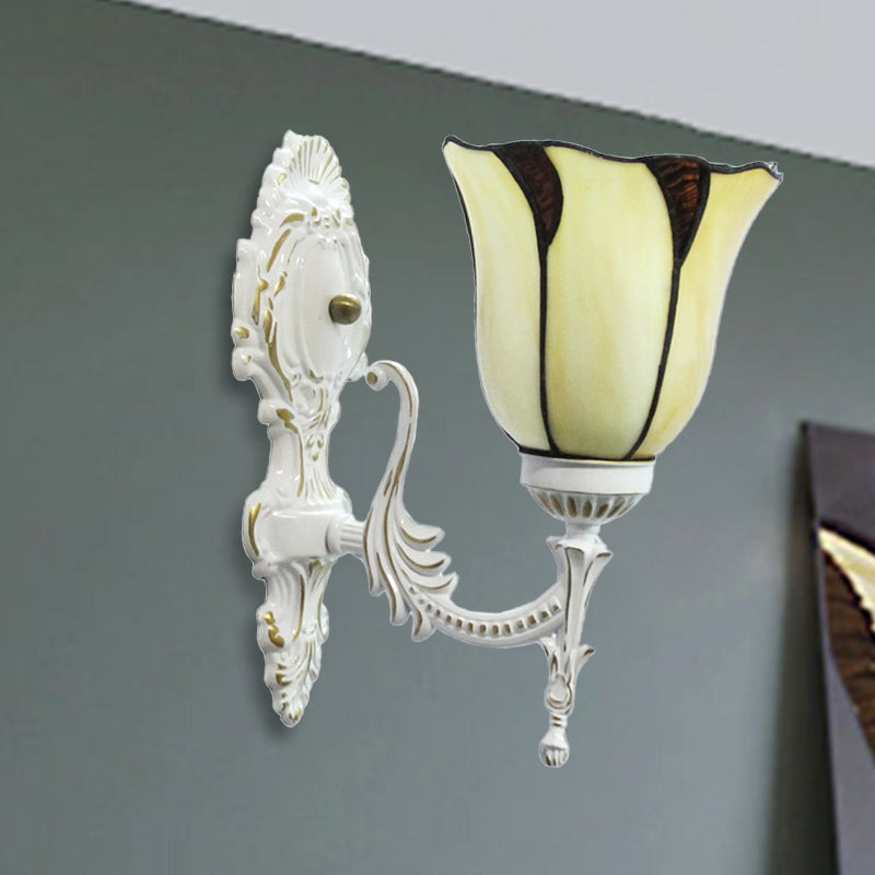 Tiffany Bell Wall Sconce Light Single Light Stained Glass Wall Lamp in Beige for Corridor Clearhalo 'Industrial' 'Middle century wall lights' 'Tiffany wall lights' 'Tiffany' 'Wall Lamps & Sconces' 'Wall Lights' Lighting' 253676