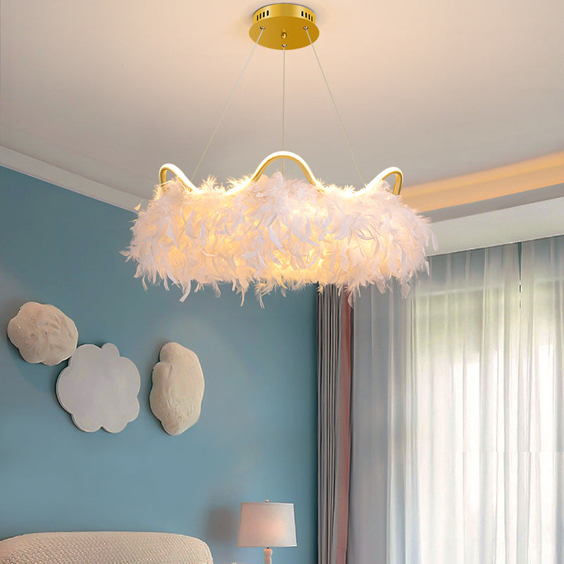 Crown Shaped LED Chandelier Minimalist Feather White Hanging Light for Kids Bedroom Clearhalo 'Ceiling Lights' 'Chandeliers' 'Modern Chandeliers' 'Modern' Lighting' 2546687