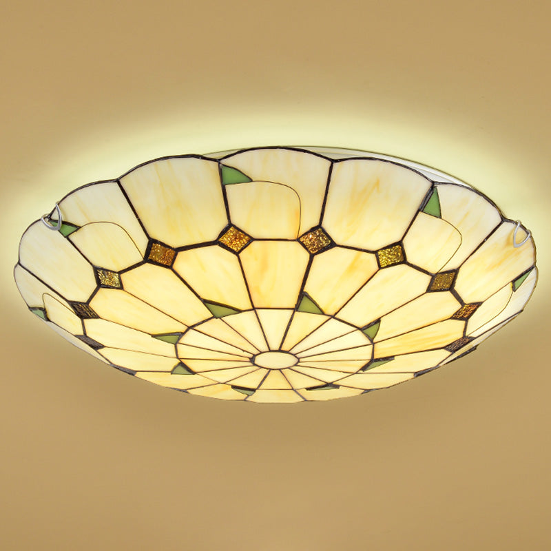 Leaf Pattern Tiffany Ceiling Light Fixture Retro Stained Glass Shade Flush Mount LED Lamp for Bedroom Living Room Beige Clearhalo 'Ceiling Lights' 'Close To Ceiling Lights' 'Close to ceiling' 'Flush mount' Lighting' 2562436