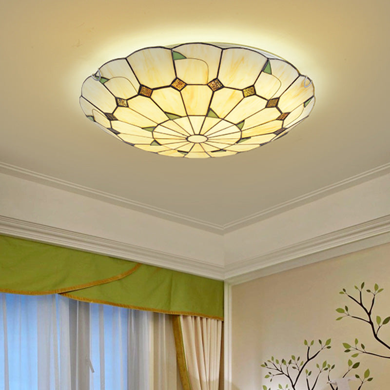Leaf Pattern Tiffany Ceiling Light Fixture Retro Stained Glass Shade Flush Mount LED Lamp for Bedroom Living Room Clearhalo 'Ceiling Lights' 'Close To Ceiling Lights' 'Close to ceiling' 'Flush mount' Lighting' 2562437