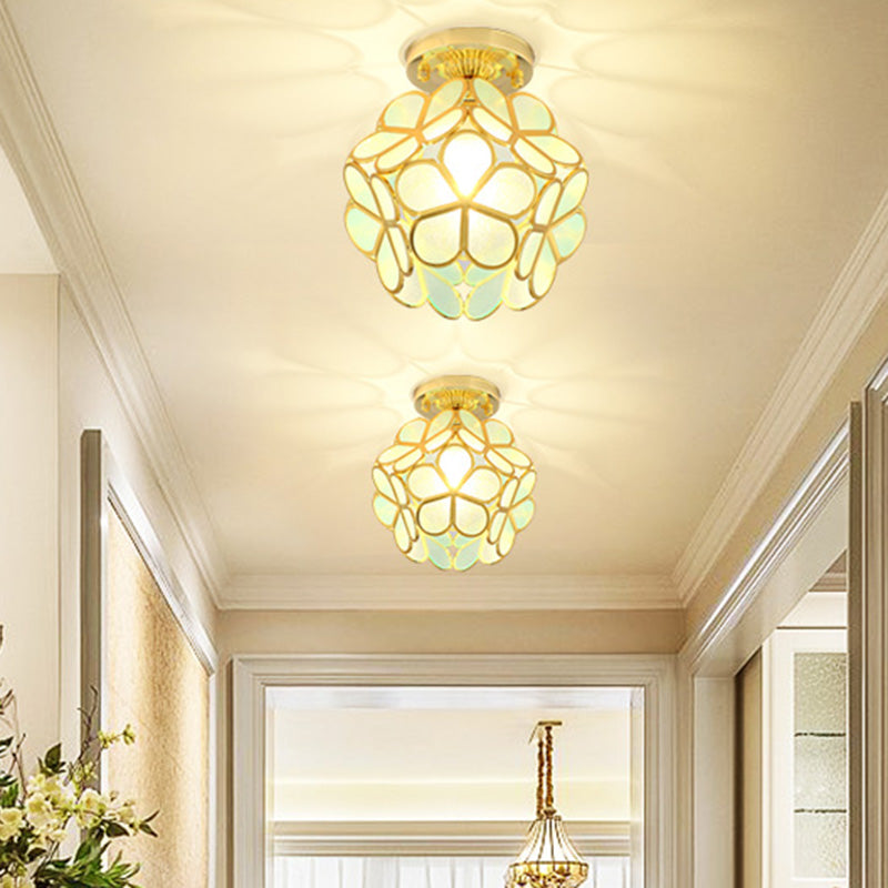 Petal Shape Polyhedron Ceiling Light Antique Colonial Style Flush-mount Lamp in Gold Clearhalo 'Ceiling Lights' 'Close To Ceiling Lights' 'Close to ceiling' 'Semi-flushmount' Lighting' 2562487