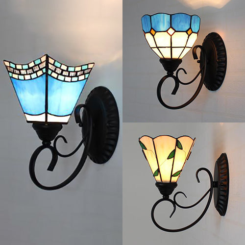 Tiffany Scalloped Edged Wall Lamp Stained Glass 1 Head Multicolored Wall Mount Fixture in Sky Blue/Beige/Blue-White for Stairway Clearhalo 'Industrial' 'Middle century wall lights' 'Tiffany wall lights' 'Tiffany' 'Wall Lamps & Sconces' 'Wall Lights' Lighting' 25630