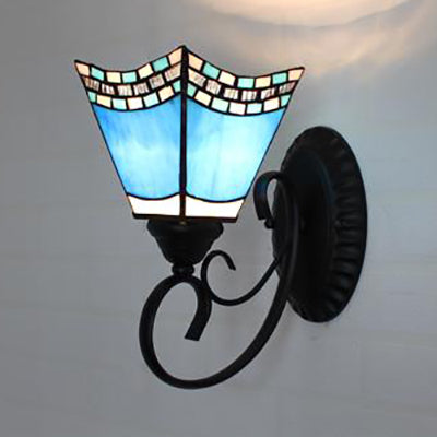 Tiffany Scalloped Edged Wall Lamp Stained Glass 1 Head Multicolored Wall Mount Fixture in Sky Blue/Beige/Blue-White for Stairway Clearhalo 'Industrial' 'Middle century wall lights' 'Tiffany wall lights' 'Tiffany' 'Wall Lamps & Sconces' 'Wall Lights' Lighting' 25636