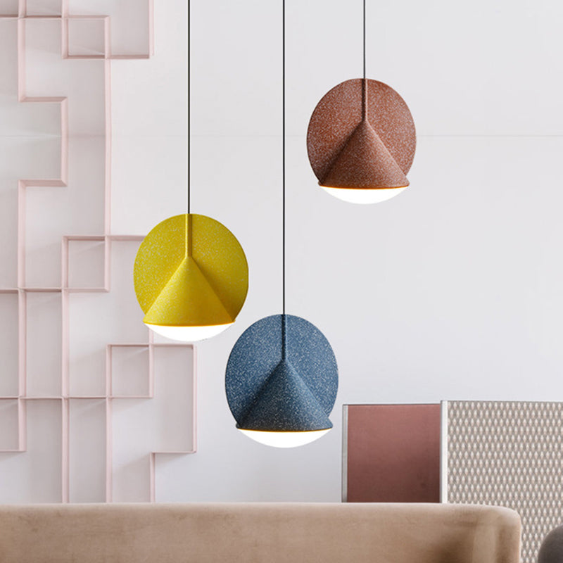 1-Light Round Shade Pendant Lamp Nordic Modern Style Resin Hanging Lamp for Living Room Clearhalo 'Ceiling Lights' 'Modern Pendants' 'Modern' 'Pendant Lights' 'Pendants' Lighting' 2579934
