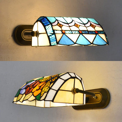 Banker Wall Light Retro Style Stained Glass 1 Light Wall Mount Fixture in Beige/Blue for Bedside Clearhalo 'Industrial' 'Middle century wall lights' 'Tiffany wall lights' 'Tiffany' 'Wall Lamps & Sconces' 'Wall Lights' Lighting' 25808