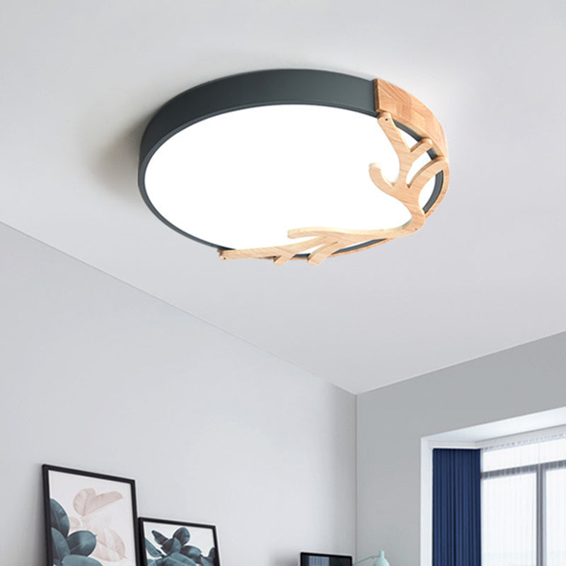 Round Flush Mount Light 1 Light Metal Nordic Flush Mount Spotlight with Antlers Decoration Grey Clearhalo 'Ceiling Lights' 'Close To Ceiling Lights' 'Close to ceiling' 'Flush mount' Lighting' 2590548
