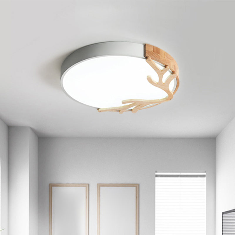 Round Flush Mount Light 1 Light Metal Nordic Flush Mount Spotlight with Antlers Decoration White Clearhalo 'Ceiling Lights' 'Close To Ceiling Lights' 'Close to ceiling' 'Flush mount' Lighting' 2590551
