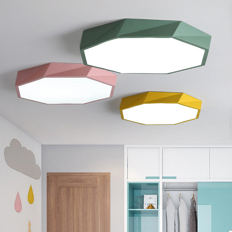 Faceted Flush Mount Ceiling Light Contemporary Acrylic Ceiling Mount Chandelier for Bedroom Clearhalo 'Ceiling Lights' 'Close To Ceiling Lights' 'Close to ceiling' 'Flush mount' Lighting' 2590702