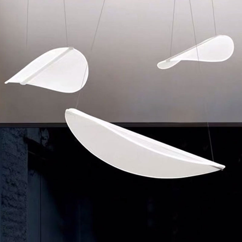 Acrylic Leaf Shaped Pendant Light Simplicity White LED Suspension Lighting for Bedroom Clearhalo 'Ceiling Lights' 'Modern Pendants' 'Modern' 'Pendant Lights' 'Pendants' Lighting' 2593079