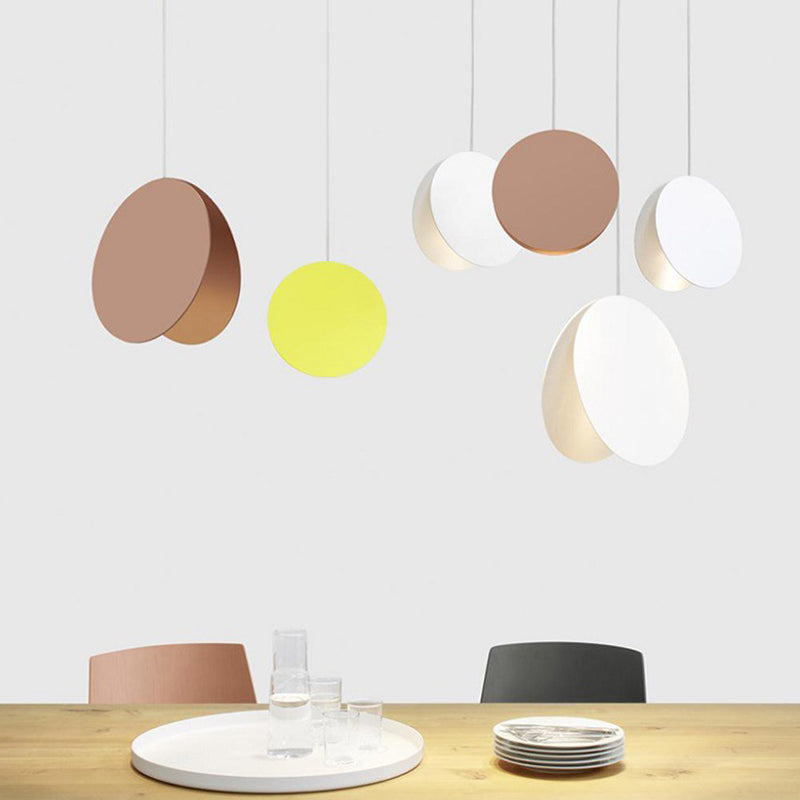 Shell Inspired Round Pendant Lamp Macaron Style Metal 1-Light Diner Ceiling Light Clearhalo 'Ceiling Lights' 'Modern Pendants' 'Modern' 'Pendant Lights' 'Pendants' Lighting' 2593263