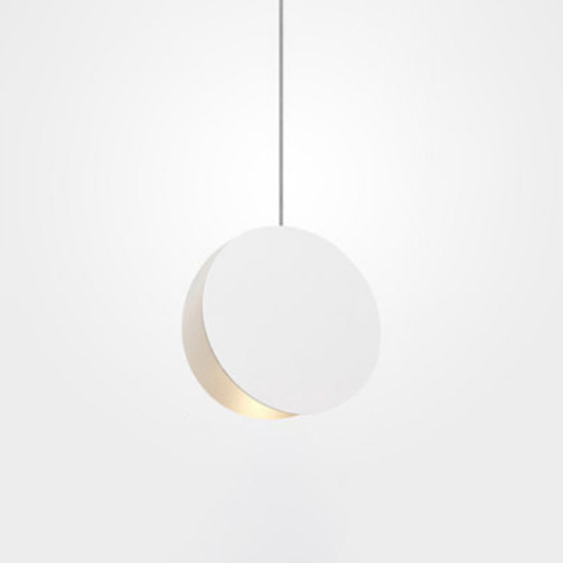 Shell Inspired Round Pendant Lamp Macaron Style Metal 1-Light Diner Ceiling Light White 8" Clearhalo 'Ceiling Lights' 'Modern Pendants' 'Modern' 'Pendant Lights' 'Pendants' Lighting' 2593269